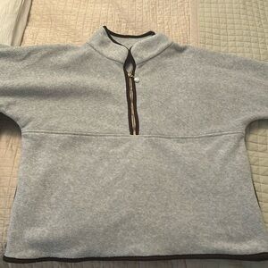 Donni pearl sweater. Good condition.